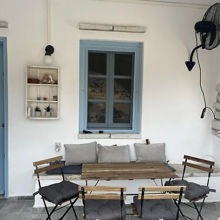 Panermos House Holiday home