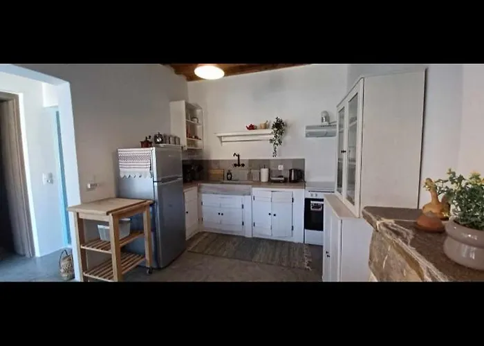 別荘 Panermos House